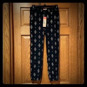 Girls NWT Roxy pants